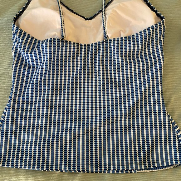 Tankini Top_Colors Blue & White_Size Large_Worn once - Picture 4 of 5